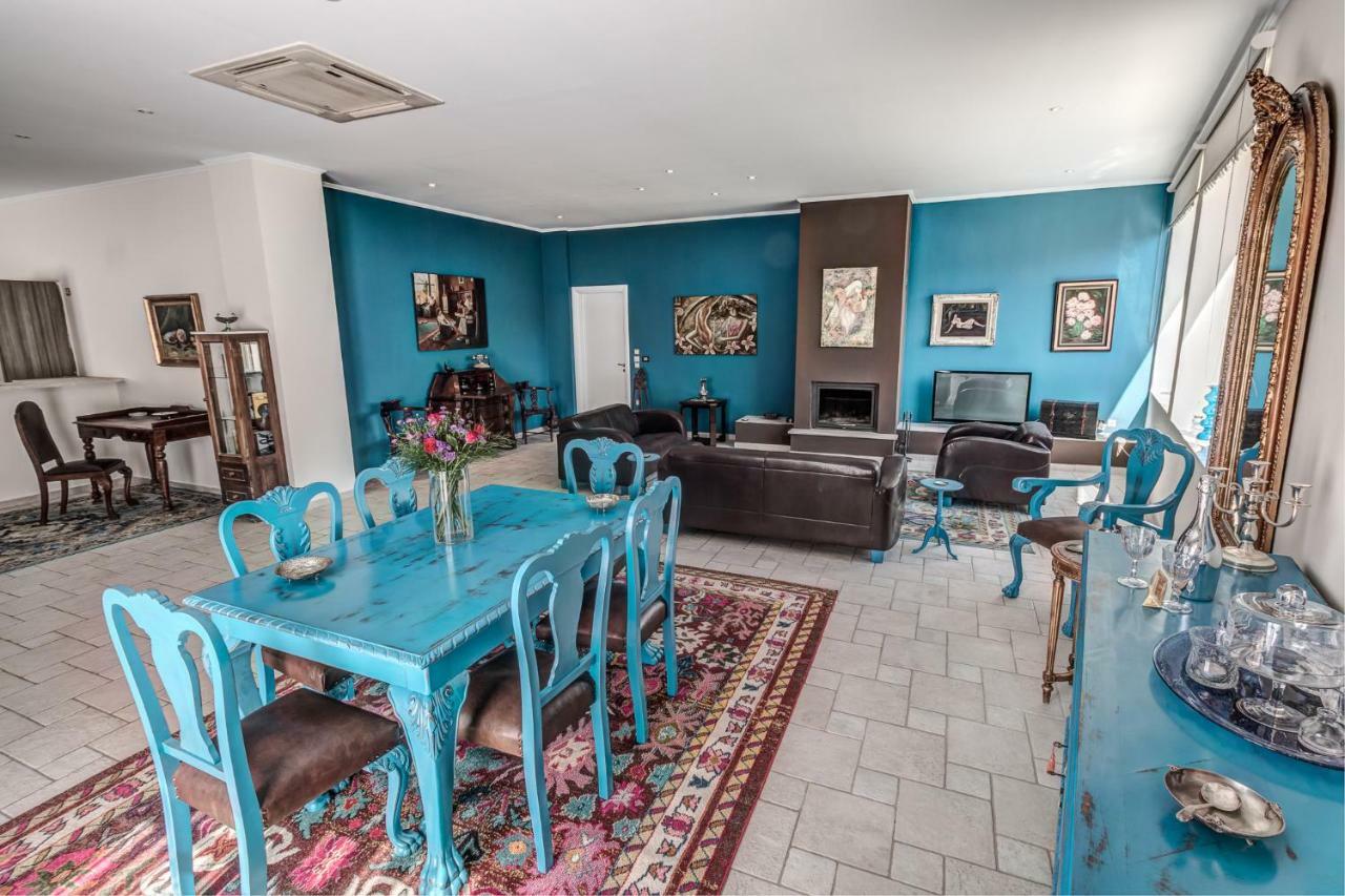 Intemella Villa Kompítsion